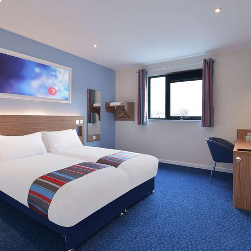 Travelodge London Richmond Central Exteriör bild